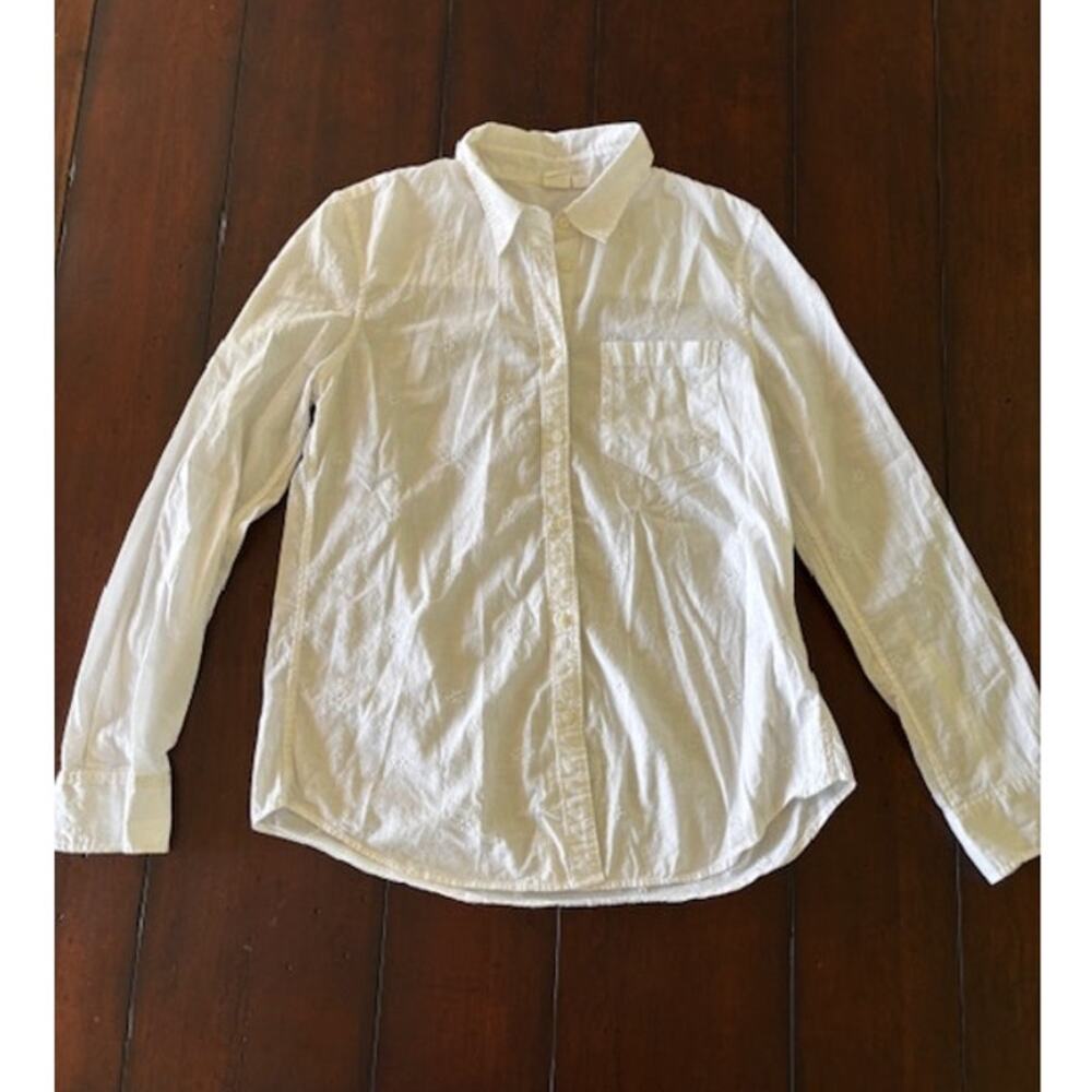 Gap Women’s Small White Daisy Embroidered Button Front Shirt Long Sleeve Cotton - Picture 1 of 4